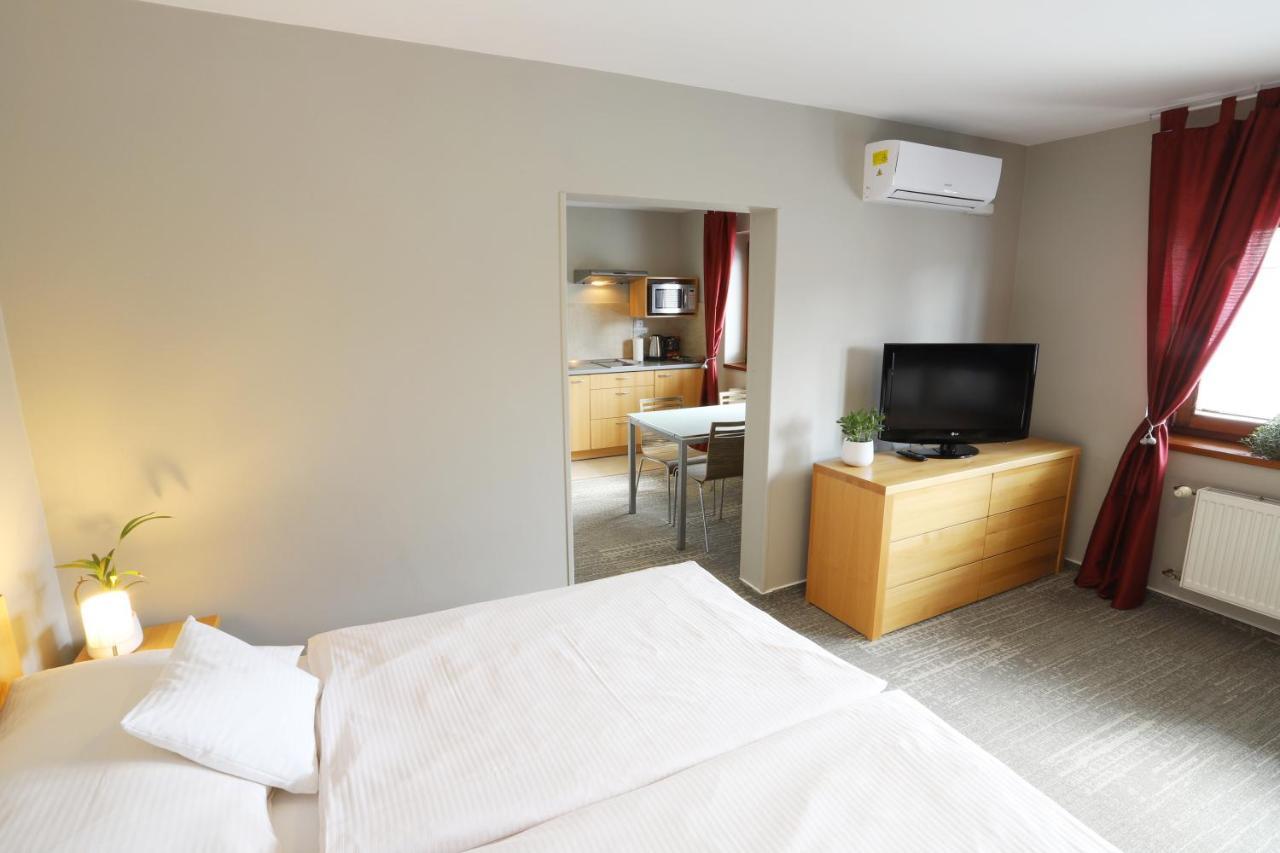 Apart Hotel Jablonec Jablonec nad Nisou Bagian luar foto